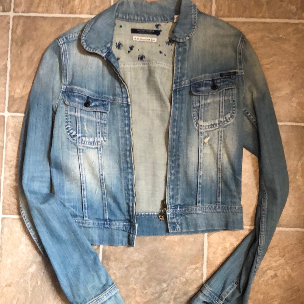 Size Medium - Scotch & Soda Jean jacket!